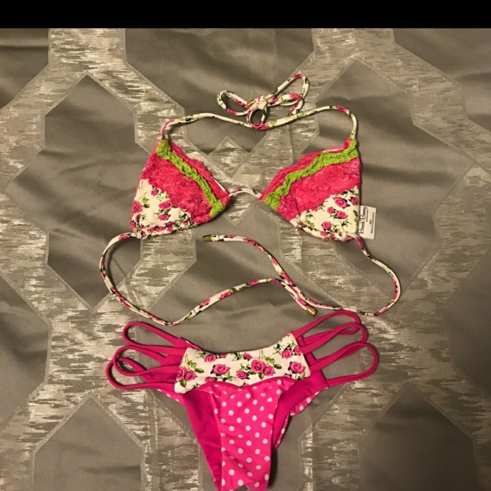 Beach Bunny cheeky bikini